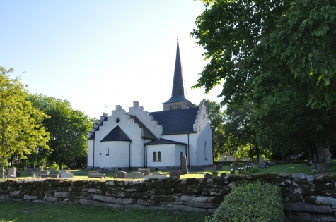 Valstads kyrka