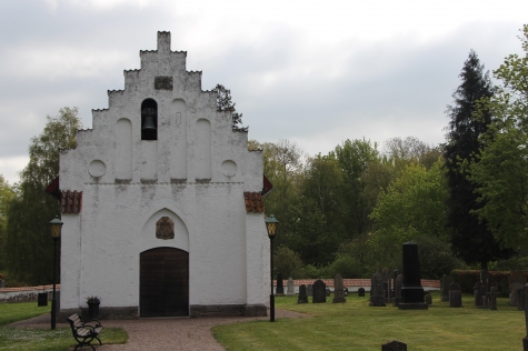 Hyby gamla kyrka