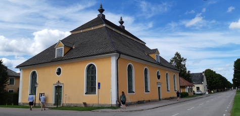Lövstabruks kyrka