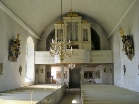 Svanshals kyrka