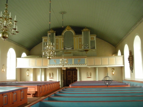 Tvärreds kyrka