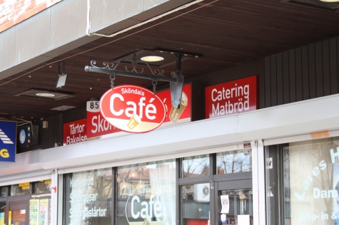 Sköndals Café å lite till