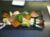Oslagbar lyxsashimi med Stefans special till höger (jumboräkknytena med avodado o majonäs).