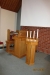 Kykans orgel till vänster om altaret.