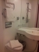 Toalettkuben med handdukstork