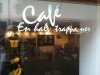 Cafe En Halv Trappa Ner