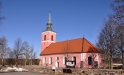 Slaka kyrka i april 2013