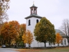 Tånnö kyrka  omgiven av höstlövens skiftningar oktober 2013. 