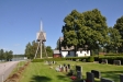 Sjösås gamla kyrka ligger vackert vid sjön 20 aug 2015