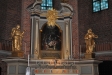 Altartavlan signerad år 1600 av flamländaren Martin de Vos från Antwerpen
