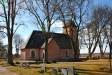  Kyrkan från kyrkogården