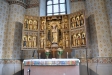 Mariaskåpet i koret är från 1400-talet