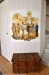 Målningen av Karl-Olov Steen har fått en kista under sig.
