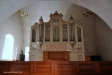 Den nuvarande orgeln är från 1969.
