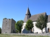 Gammelgarns kyrka med kastal