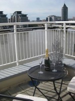 Bild från Luxury Waterfront Apartment